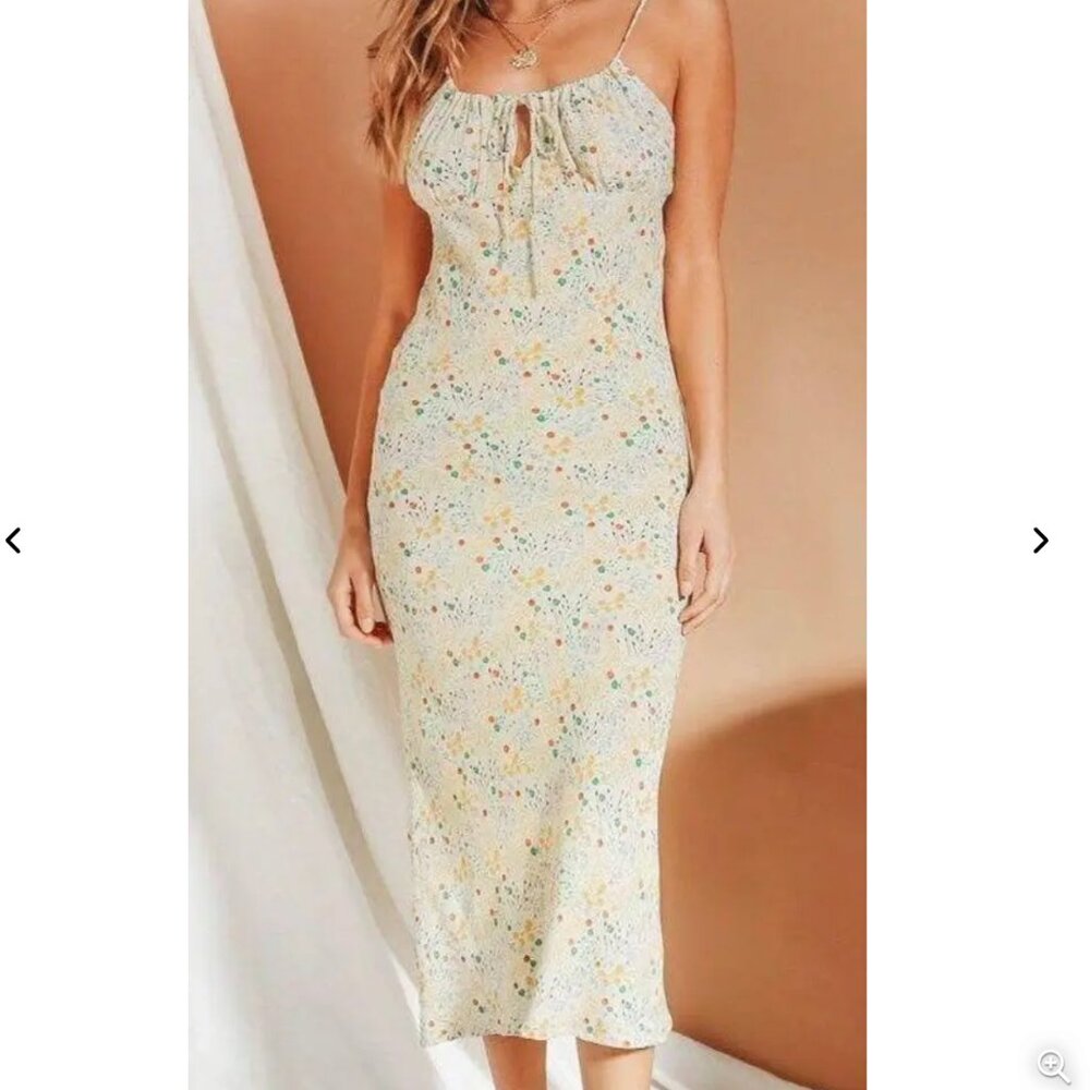 Spaghetti Strap Floral Midi Dress in Cream